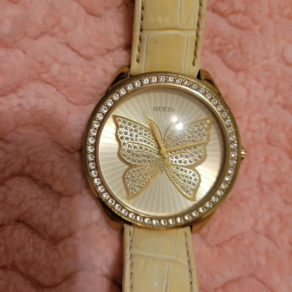 Guess Butterfly Watch Modern Casual Normcore‎